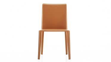 Arper | NORMA stoel in leder | 1702  rughoogte 86cm