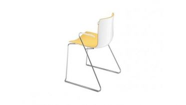 Arper | Catifa 46 sled & front upholstery & armrests | 0470 chair2
